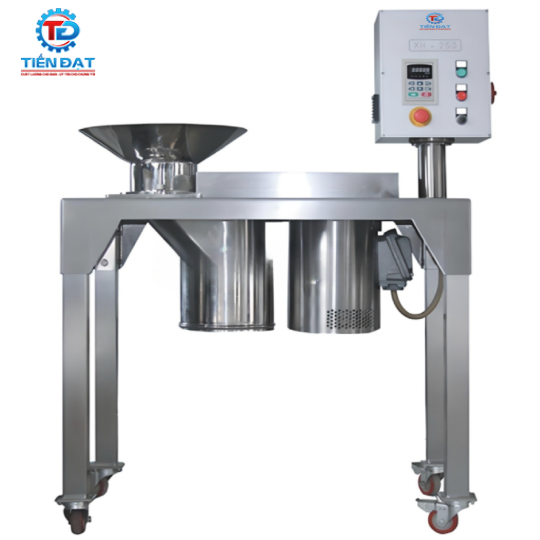 Máy xát hat trục đứng XH - 250