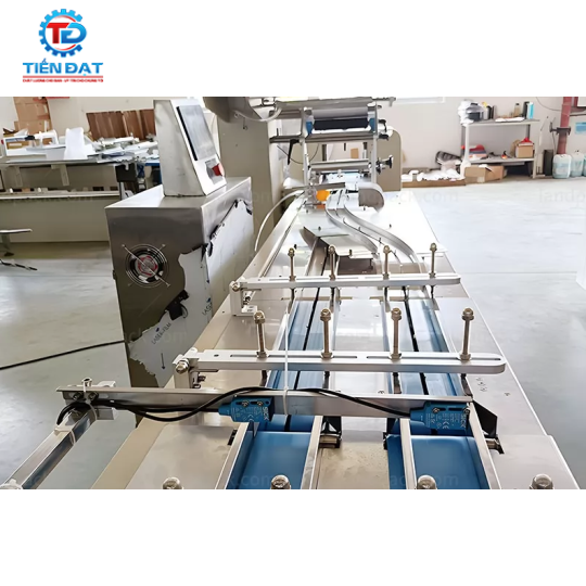 Dây chuyền đóng gói bánh kẹo tự động